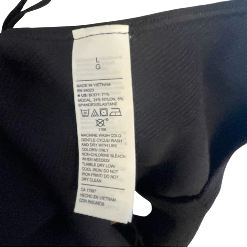 NWOT Black Ribbed Bralette - Picture 3 of 3